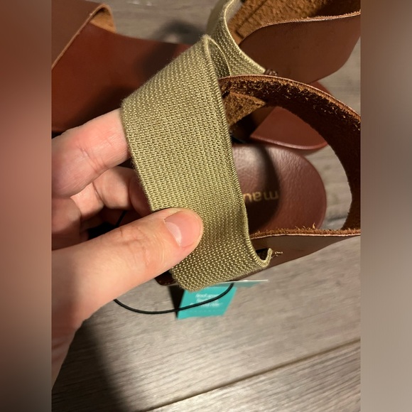Maurices Sandals - Picture 3 of 6